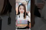 甜美主播在线直播，颜值与才艺并存，快来一起欣赏吧！