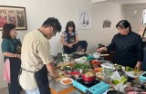 主播糖心在驿站开展互动活动，引发网友热烈讨论