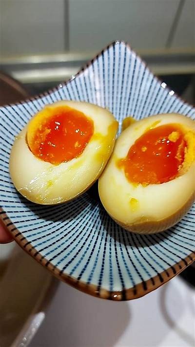 《糖心主播教你做美味鸡蛋饼，简单易学的家庭料理》