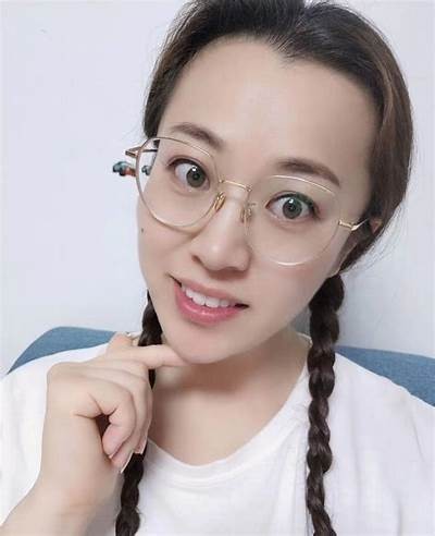 “糖心主播斗鱼是哪位明星或大V的粉丝？探究其背后的支持者身份”