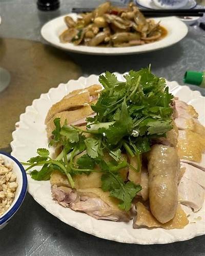 主播边享美味鸡腿边品糖心，直播趣味满满！