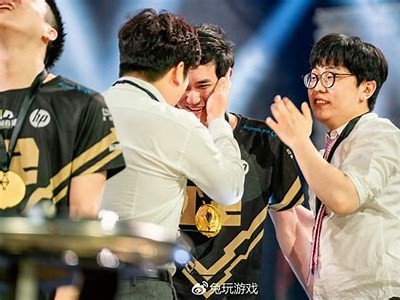 《糖心主播与LOL：畅谈游戏趣事与直播心得》