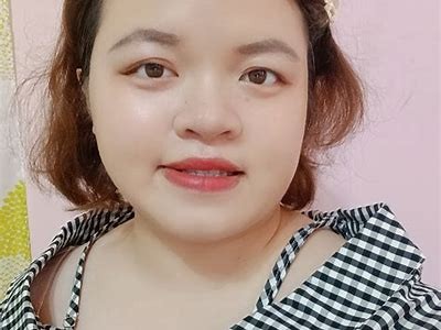 糖心主播欣怡：甜美声线与迷人魅力的多才主播简介与形象展示