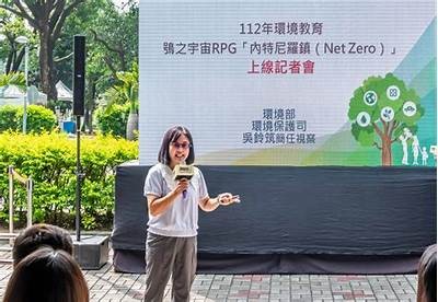 主播糖心小熊的身世揭秘：她的父母是谁？