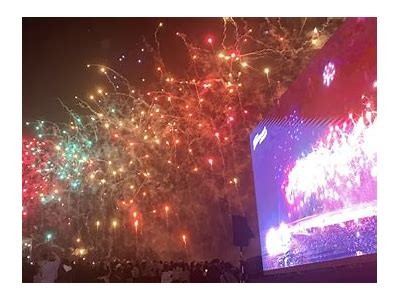 "糖心跨年晚会主持人及演唱者揭秘"