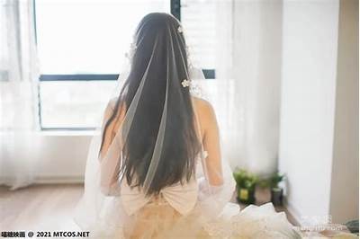 "甜美糖心主播唯美婚纱照欣赏与分享"