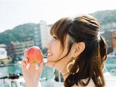 “揭秘拍摄《糖心》主播的真实身份及背后故事”