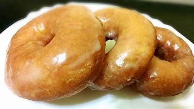 甜蜜主播糖心蛋，带你畅游吃鸡战场，尽享游戏乐趣！