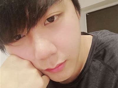 东北搞笑主播糖心酒的幽默故事大集锦，快来一起欢笑吧！