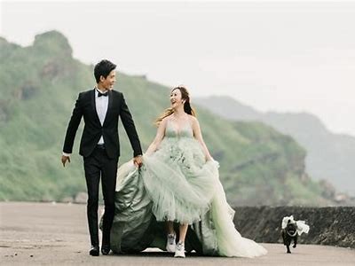 糖心主播婚纱高清美照分享，见证她的甜蜜时刻！